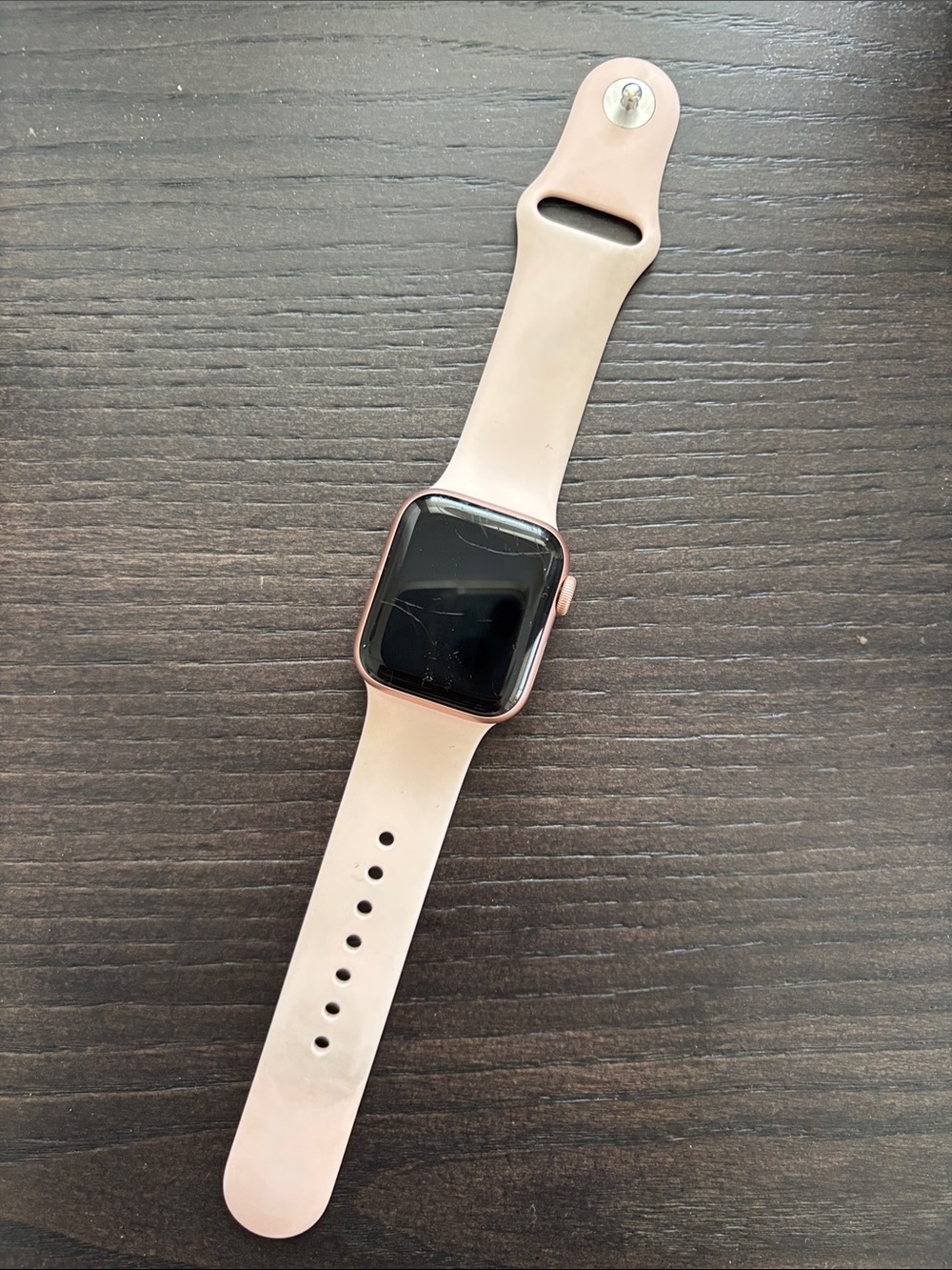 Apple Pink Silicone Smartwatch with Rose Gold Case
